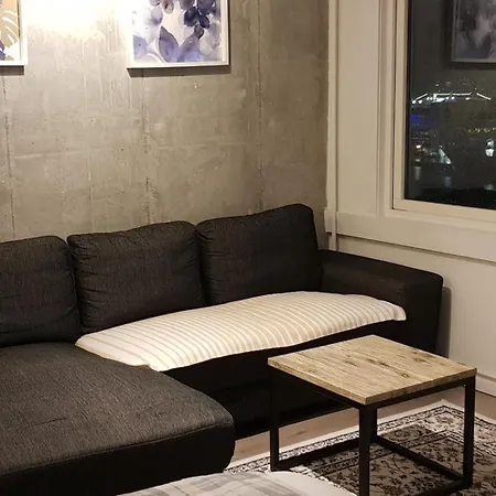 Apartment Bright Near Centre Bergen